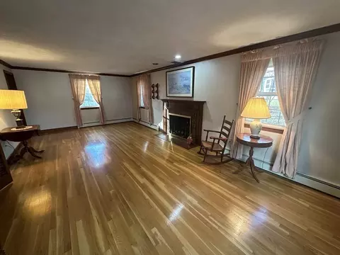30 Ledgewood Dr, Danvers, MA 01923 photo 4