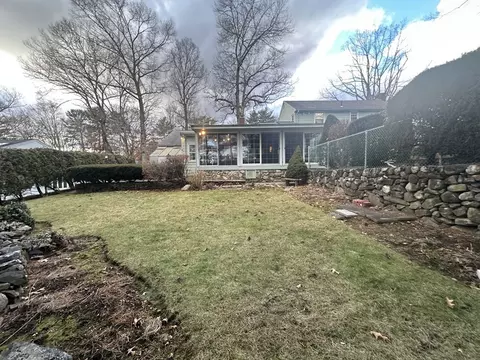 30 Ledgewood Dr, Danvers, MA 01923 photo 41