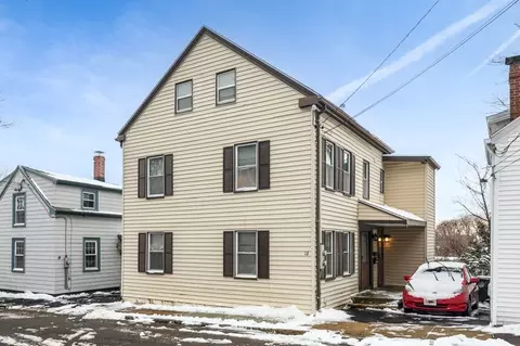 12 Churchill St, Salem, MA 01970