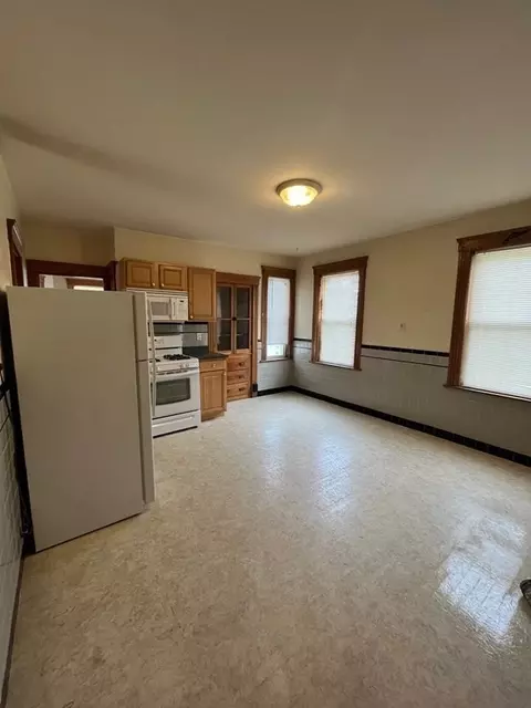 19 Tatman St, Worcester, MA 01607 photo 6
