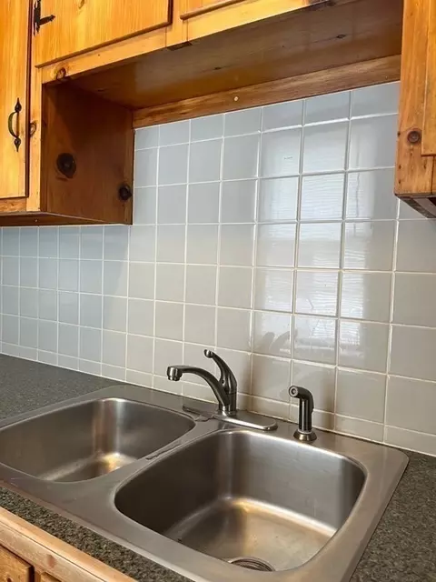 19 Tatman St, Worcester, MA 01607 photo 8