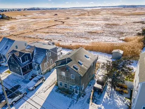 242 Canal St, Marshfield, MA 02050
