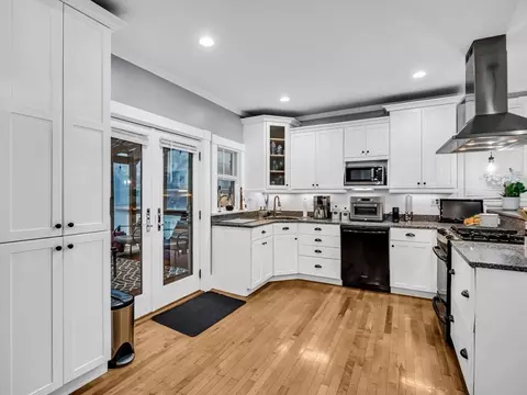 30 Timson St, Lynn, MA 01902 photo 9