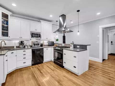 30 Timson St, Lynn, MA 01902 photo 8