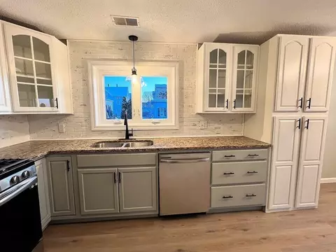 346 Durfee St #3, Fall River, MA 02720 photo 6