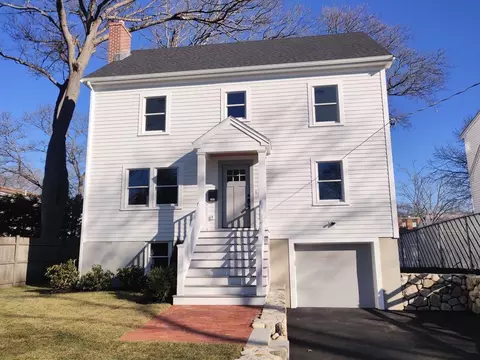 123 Hemlock St, Arlington, MA 02474