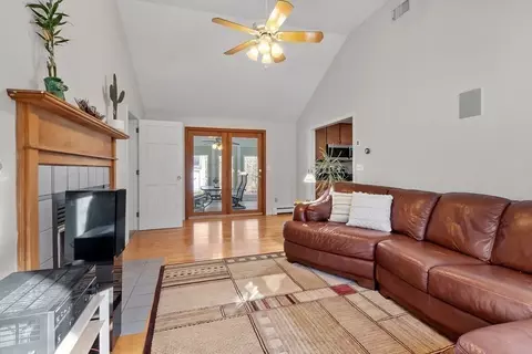 202 High St, Acton, MA 01720 photo 14