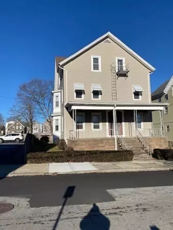 606 Prospect St, Fall River, MA 02720 photo 2