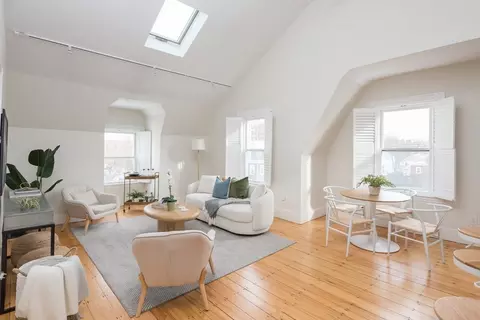 2 Saint Paul St #3, Cambridge, MA 02139