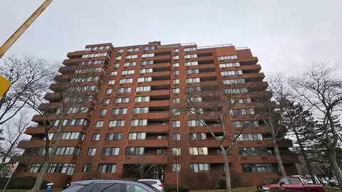 77 Adams St #1007, Quincy, MA 02169