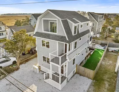 246 Gurnet Rd, Duxbury, MA 02332