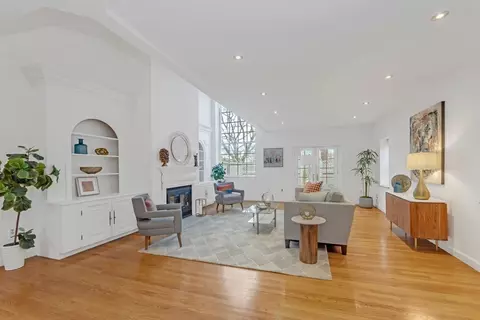 60 Burroughs St #34, Boston, MA 02130