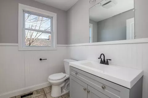 81 Eleventh St, Wareham, MA 02558 photo 9