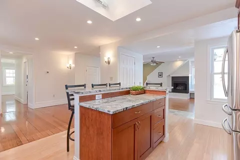 5 Allen Ln, Dedham, MA 02026 photo 8