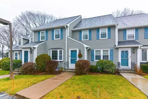 3 Washington Grn #3, Walpole, MA 02032