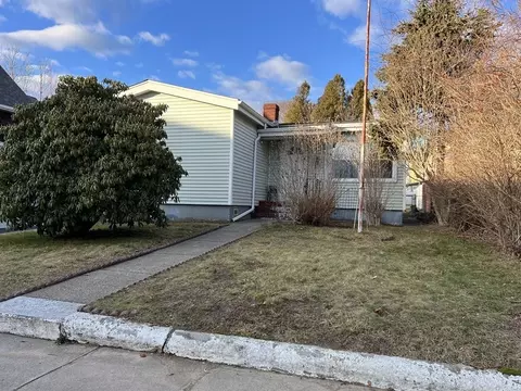 23 Locust St, New Bedford, MA 02740
