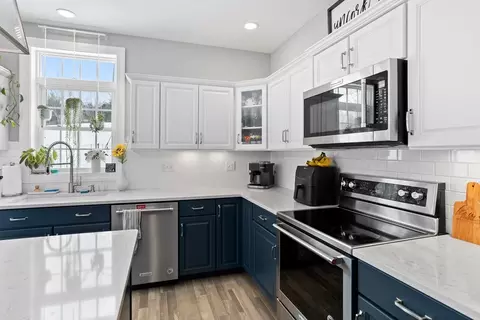187 Brookview Dr, Hooksett, NH 03106 photo 13