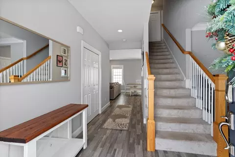 187 Brookview Dr, Hooksett, NH 03106 photo 2