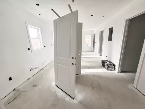 415 Danforth St, Taunton, MA 02780 photo 3