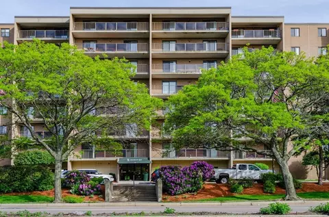185 Quincy Shore Dr #38, Quincy, MA 02171