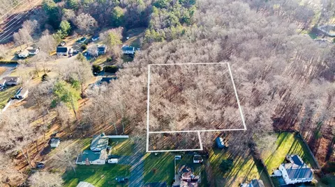 4 Mohawk St, Wilbraham, MA 01095 photo 3