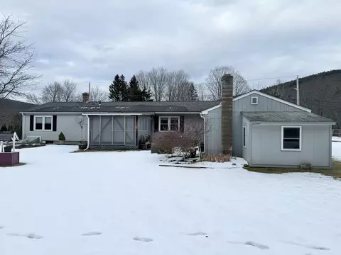 17 Maple Ave, Erving, MA 01344 photo 28