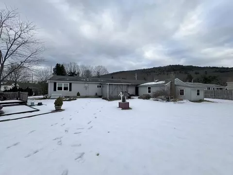 17 Maple Ave, Erving, MA 01344 photo 27