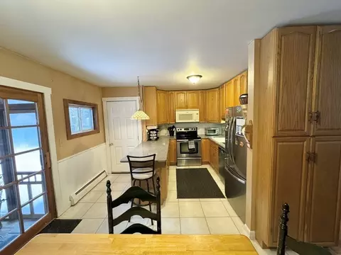 17 Maple Ave, Erving, MA 01344 photo 8