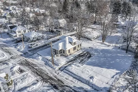 86 Everett Ave, Athol, MA 01331 photo 3