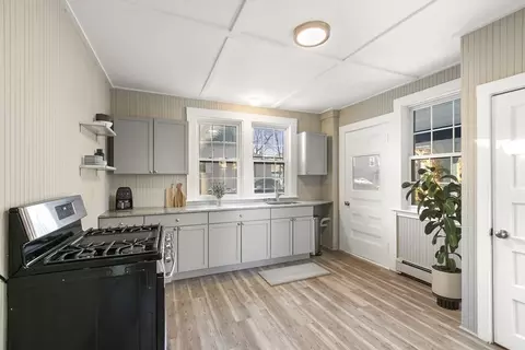 17 J St, Hull, MA 02045 photo 4