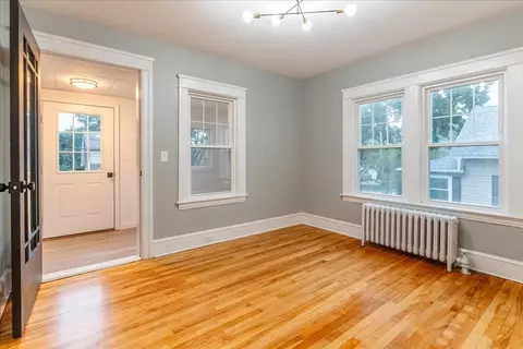 88 Eureka St, Worcester, MA 01603 photo 14