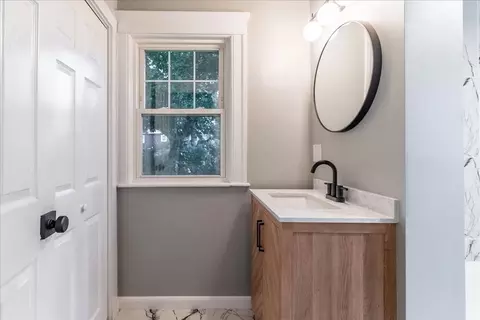 88 Eureka St, Worcester, MA 01603 photo 23