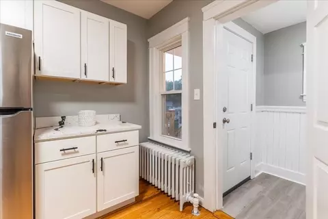 88 Eureka St, Worcester, MA 01603 photo 6