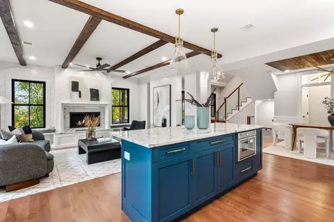 300 Elliot St #2, Newton, MA 02464