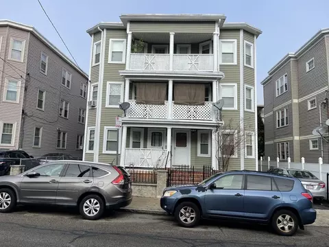 129-131 Fuller St, Boston, MA 02124