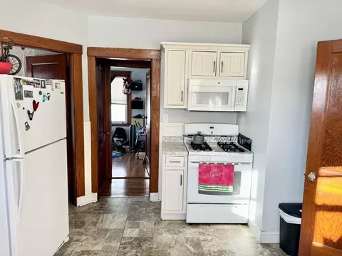 98 Shute, Everett, MA 02149 photo 5