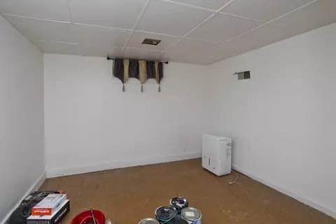 33 Campechi St, Springfield, MA 01104 photo 32