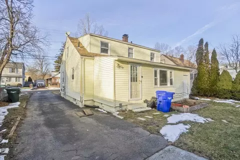 33 Campechi St, Springfield, MA 01104 photo 33