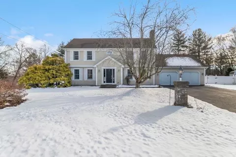 2 Big Wood Dr, Westfield, MA 01085
