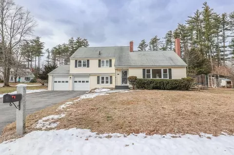 11 Concord Way, Dover, NH 03820