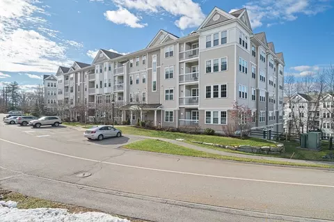 11 Morgan Dr #209, Natick, MA 01760