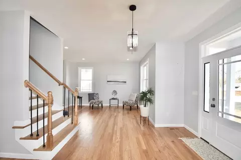 82 Crystal Brook Dr, Springfield, MA 01118 photo 18