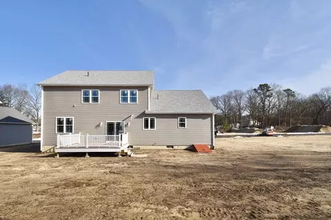 82 Crystal Brook Dr, Springfield, MA 01118 photo 40