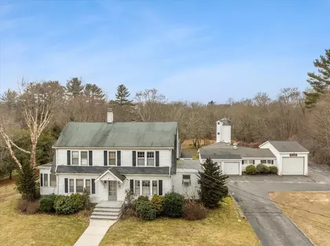 9 N Walker St, Taunton, MA 02780