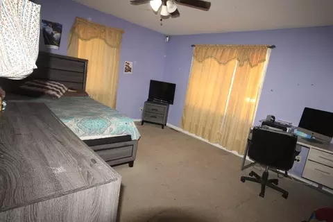 39 Martha St, Springfield, MA 01151 photo 10