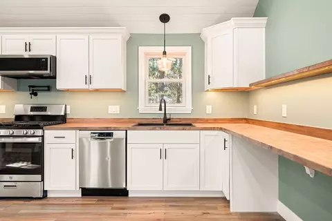 44 Algonquin St, Wareham, MA 02532 photo 8