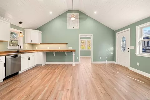44 Algonquin St, Wareham, MA 02532 photo 11