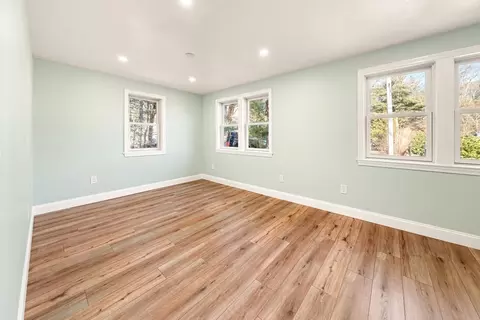 44 Algonquin St, Wareham, MA 02532 photo 12