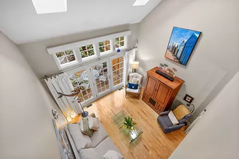 Living - 7 Red Cedar Rd #7, Mashpee, MA 02649 photo 6 of 7