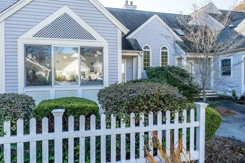 Exterior - 7 Red Cedar Rd #7, Mashpee, MA 02649 photo 2 of 8